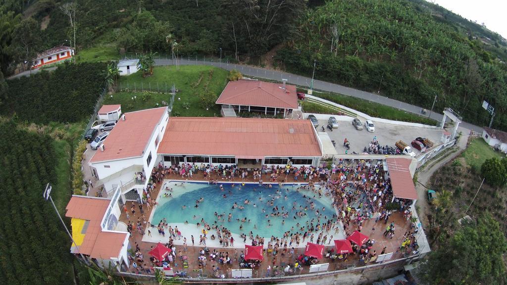 Sky Club Eco Hotel Belen de Umbria Buitenkant foto