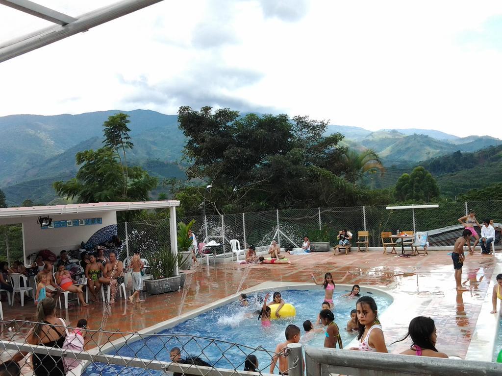 Sky Club Eco Hotel Belen de Umbria Buitenkant foto